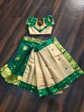 Kids half saree or lehanga green 8 years26 chest blouse and waist 28